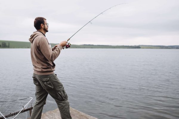 Memancing, Seni, Petualangan, dan Ketenangan di Alam