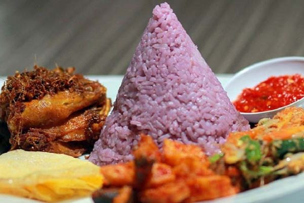 Kelezatan Nasi Subuk, Kuliner Tradisional dari Nusa Tenggara Timur yang Mulai Langka