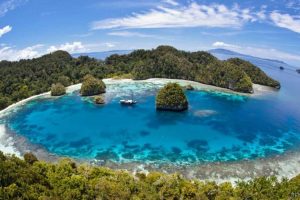 Solo Escape ke Pulau Alor, Petualangan Mandiri di Timur Indonesia