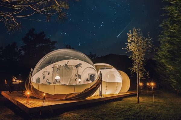 Mil Estrelles Bubble Pods, Menginap di Bawah Langit Berbintang di Hati Catalonia